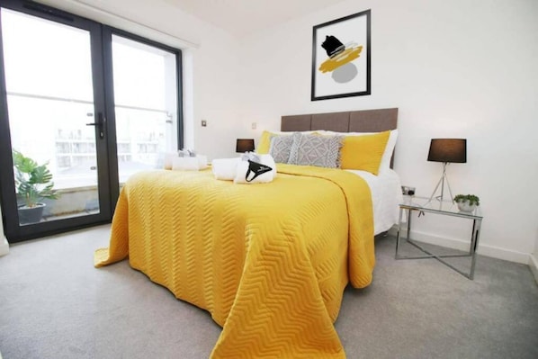 2 bedrooms