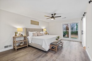 3 chambres, bureau, fer et planche à repasser, Wi-Fi gratuit