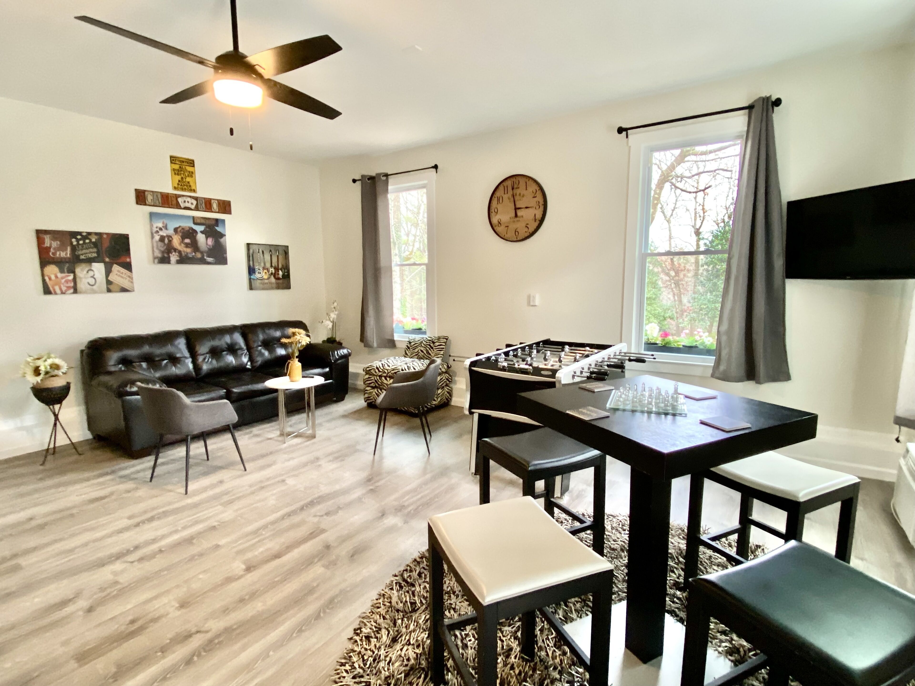 Renovated Ranch Home. Pet Friendly, Game Room, Fire Pit, Grill, Covered Porch - Canton, GA