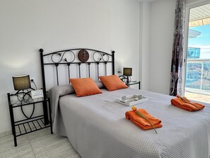 2 bedrooms, soundproofing, iron/ironing board, bed sheets