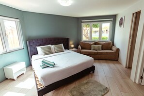 4 camere, una scrivania, Wi-Fi gratuito, lenzuola