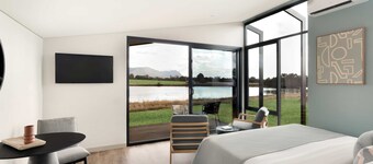 เดอะ เลน รีทรีท