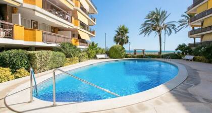 Unique Sea views & Beachfront Apartment