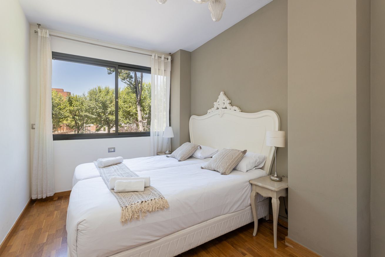 3 dormitorios, cuna de viaje, wifi gratis y ropa de cama