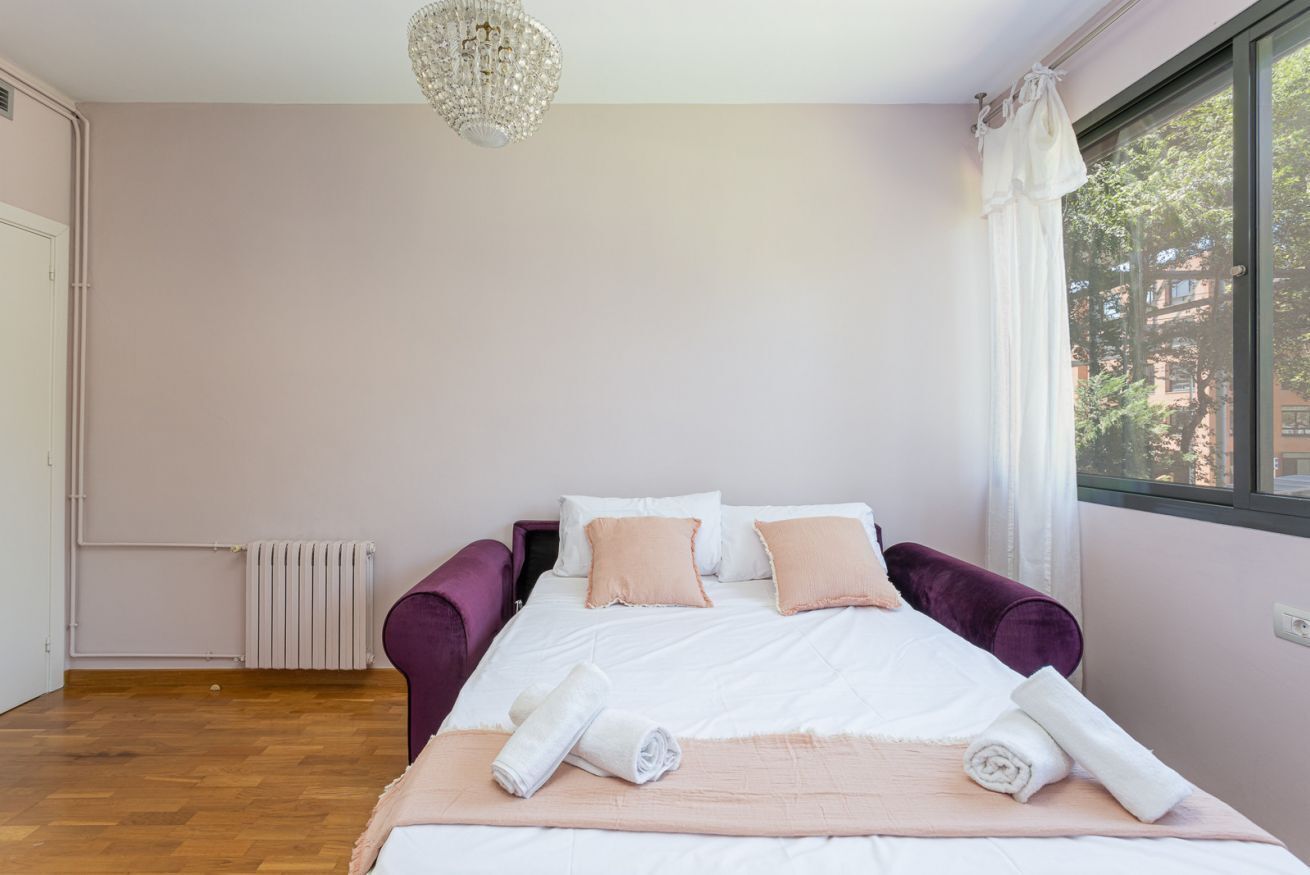 3 bedrooms, iron/ironing board, travel crib, free WiFi