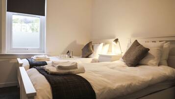 2 habitaciones, tabla de planchar con plancha y wifi gratis