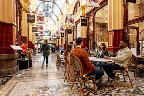 Designer store - Lumina Suites (West Melbourne)