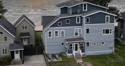 Penthouse | Historic Oneida Lakefront Condo 5