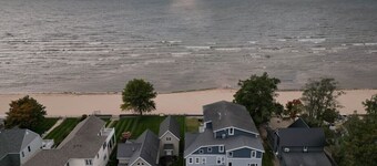 Penthouse | Historic Oneida Lakefront Condo 5