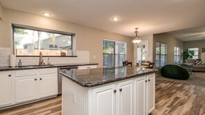 Studio (5 Bedrooms) | Private kitchen | Fridge, microwave, oven - Massive 5 Bdrm Getaway W/pool, Hot Tub, Game Room! (Gilbert)