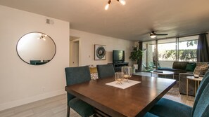 Studio (2 Bedrooms) | Oppholdsområde