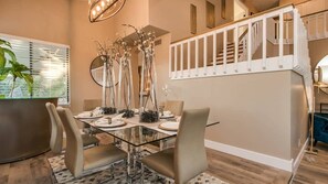 House (5 Bedrooms) | Dining room - Amazing Remodeled Scottsdale 5 Bdrm W/pool! (Scottsdale)