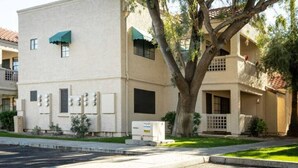 Exterior - Spacious Mesa 2 Bdrm Condo! (Mesa)