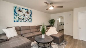 Studio (2 Bedrooms) | Living area - Remodeled 2 Bdrm w/ Yard in Old Town Scottsdale! (Scottsdale)