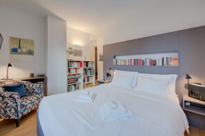 2 chambres, fer et planche Ă repasser, Wi-Fi gratuit, draps fournis