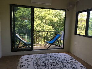 1 chambre, fer et planche à repasser, accès Internet, draps fournis