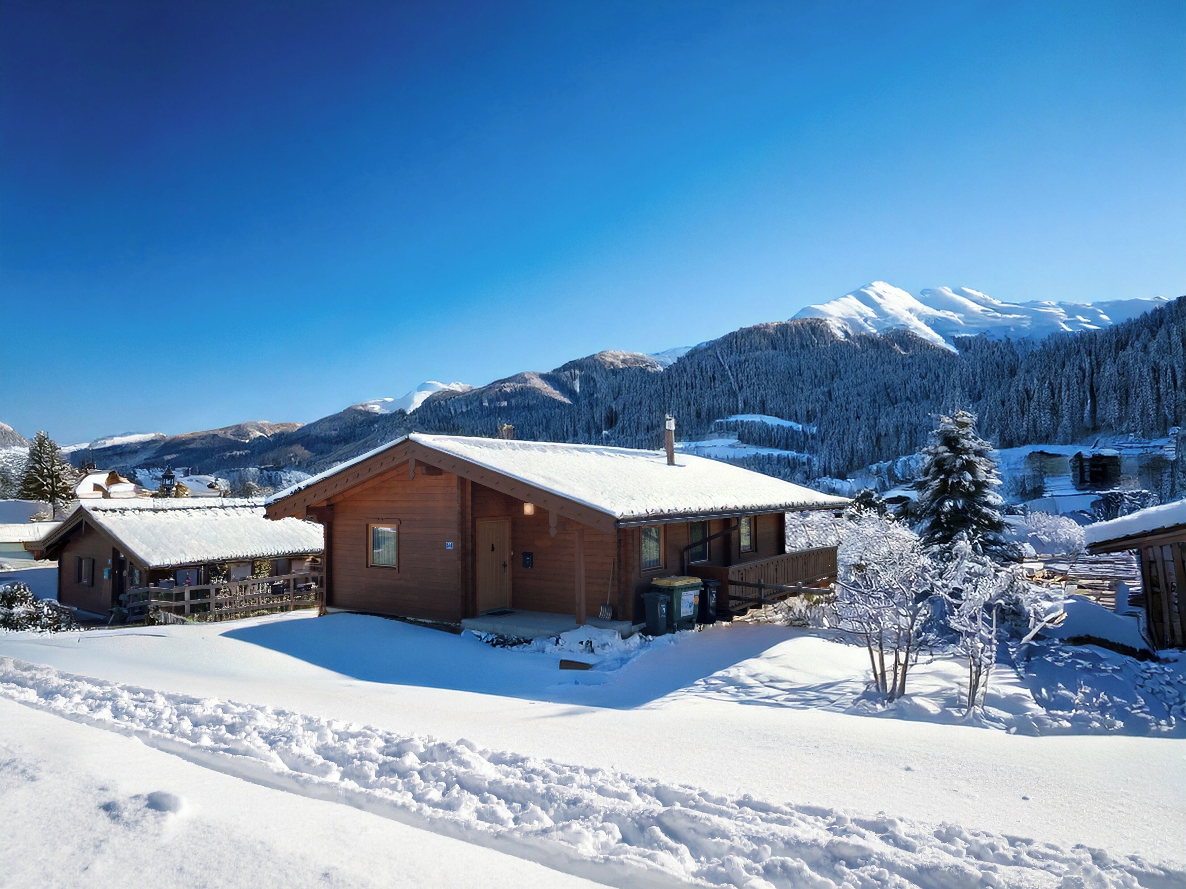 Außenseite Ferienhaus [Winter]