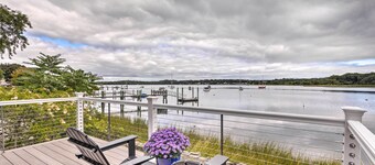 Charming Bristol Cottage w/ Private Beach!