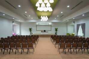 Meeting facility - Villa Paradis Hotel (Pak Chong)