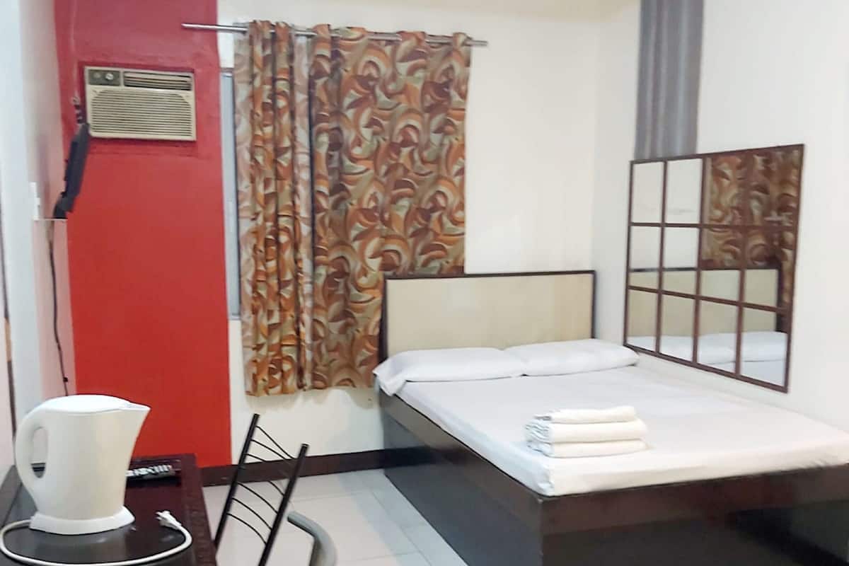 Kamar Double Standar | Seprai linen