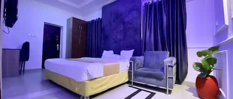 ห้องรอยัลดับเบิล, ปลอดบุหรี่ | ผ้าปูที่นอน Frette จากอิตาลี, เครื่องนอนระดับพรีเมียม