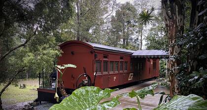 Mt Nebo Railway Carriage and Chalet