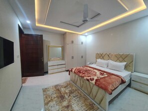 Free WiFi - Roomph Transit Guest House (Islamabad)