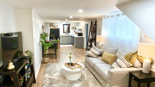 A beautifully renovated spacious 2 bedroom apartment with  King Beds
