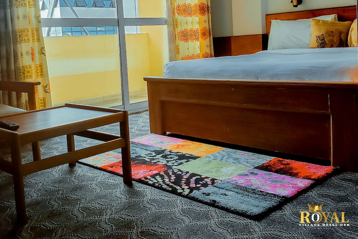 Executive Double Room | Free WiFi, bed sheets