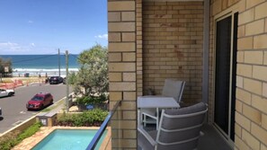 Property grounds - Dulkara 9 Near Kings Beach & Cafés Plus Pool & BBQ (KINGS BEACH)