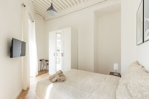 1 chambre, bureau, Wi-Fi gratuit, draps fournis