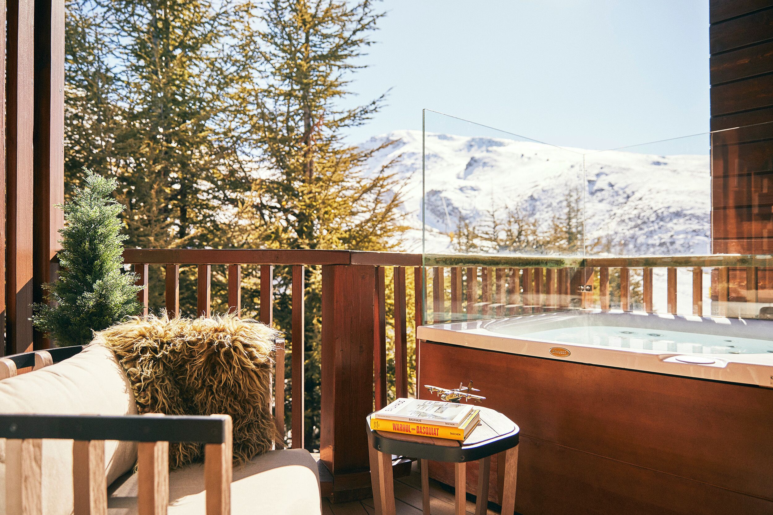 Suite – deluxe (Lodge) | Minibarvarer (inkludert), safe på rommet og blendingsgardiner