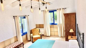 6 bedrooms, iron/ironing board, travel crib, free WiFi