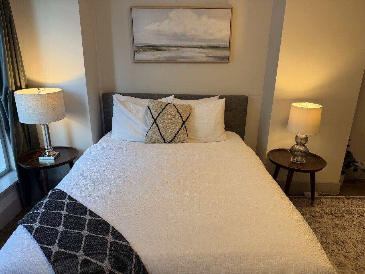 2 soveværelser, skrivebord, strygejern/strygebræt, weekendseng