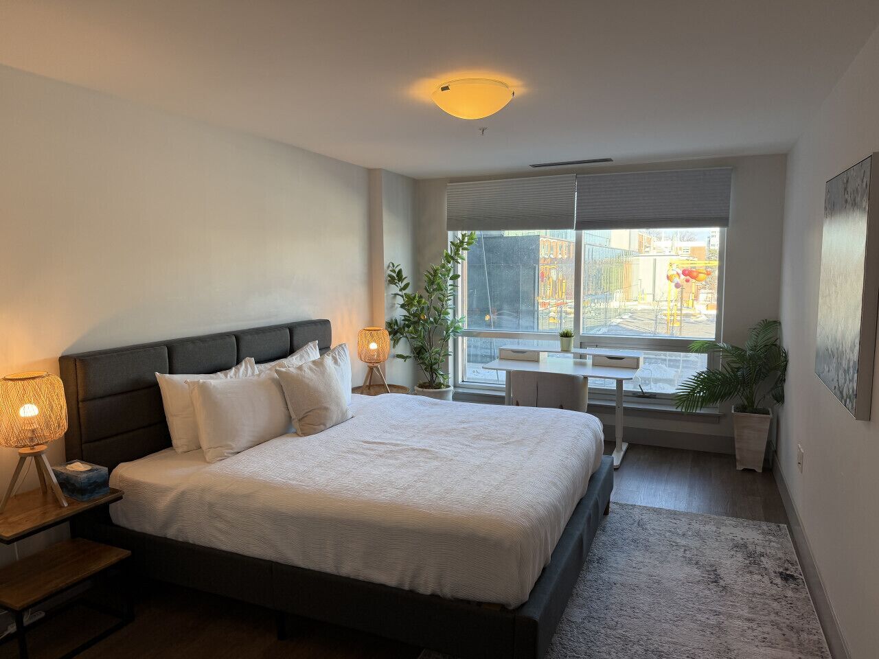 2 Schlafzimmer, Schreibtisch, Bügeleisen/Bügelbrett, Reisekinderbett