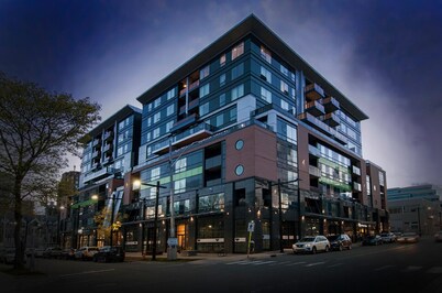 Luxury 3 Bedroom in the Heart of Downtown Halifax