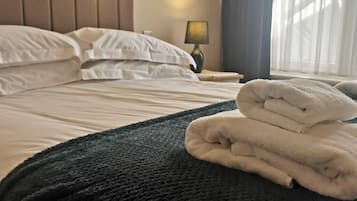 2 chambres, fer et planche à repasser, lit de bébé portatif, Wi-Fi