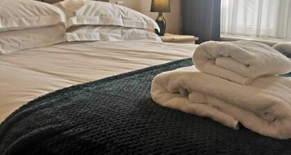 27 Princess Royal House - Apartment 1