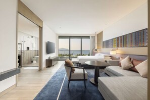 Down comforters, free minibar, in-room safe, desk - Hyatt Regency Sanya Tianli Bay (Sanya)