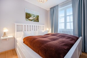 1 Schlafzimmer, Schreibtisch, Reisekinderbett, kostenloses WLAN