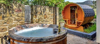 Brokenback Vineyard Luxe Homestead