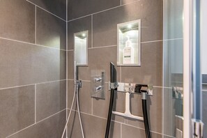 Dusche, Haartrockner
