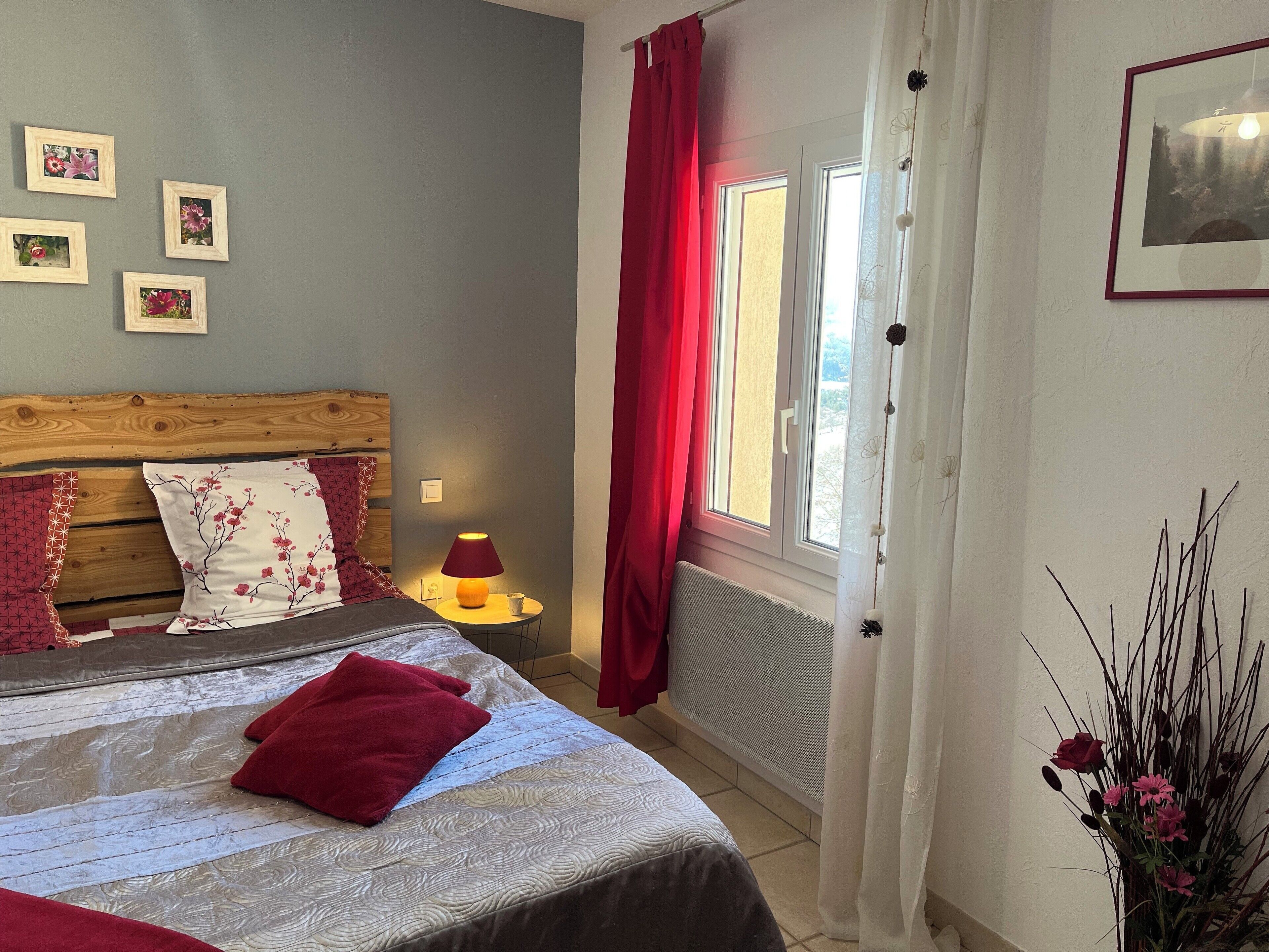 3 chambres, bureau, fer et planche à repasser, Wi-Fi gratuit