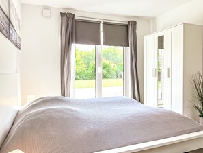 2 Schlafzimmer, Bügeleisen/Bügelbrett, kostenloses WLAN