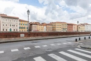 Front of property - Luxury Tower House in the Heart of Pisa (Pisa)
