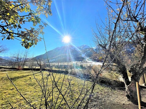 Appartement Montagne : 2 Pces, 4 Couchages, Jardin, Animaux OK, Navette et Commerce Proches