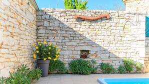 Property grounds - House Maria (Istria - Bokordići) (Bokordići)