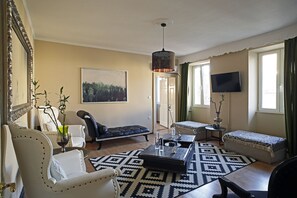 Interior - Pheelia Suite by Corfuescapes (Corfu)