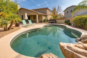 Pool - Ultimate Desert Oasis w Pool, Cinema, Games, Tub! (Oro Valley)