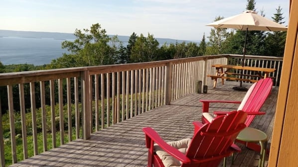 Property grounds - Magnificent location with views of Bras d'Or Lake - Exclusive vacation home with 75 sqm (st. peters)